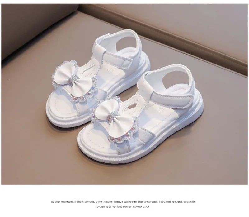 Girls Sandals Kids Soft Soles Casual Princess Shoes New Water Diamond Beach Shoes Bow Shaped Girl Sandals