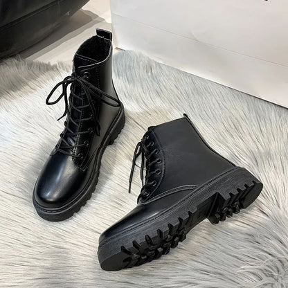 New Autumn Flat-soled Retro Lace-up Short-tube Solid Color Round-toe Korean Style Fashion Boots Sports Thick-soled Riding Boots