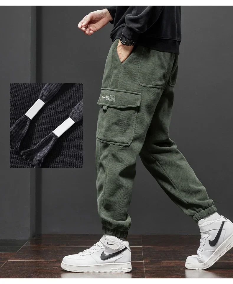 Winter New Thickened Warm Men's Corduroy Cargo Pants Fleece Loose Streetwear Joggers Harem Pants Sweatpants Male Trousers Black