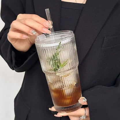 Copo de Café de Vidro Listrado 600ML com Tampa e Canudo Copos Transparentes para Suco Leite Chá Canecas de Café Gelado Utensílios para Beber