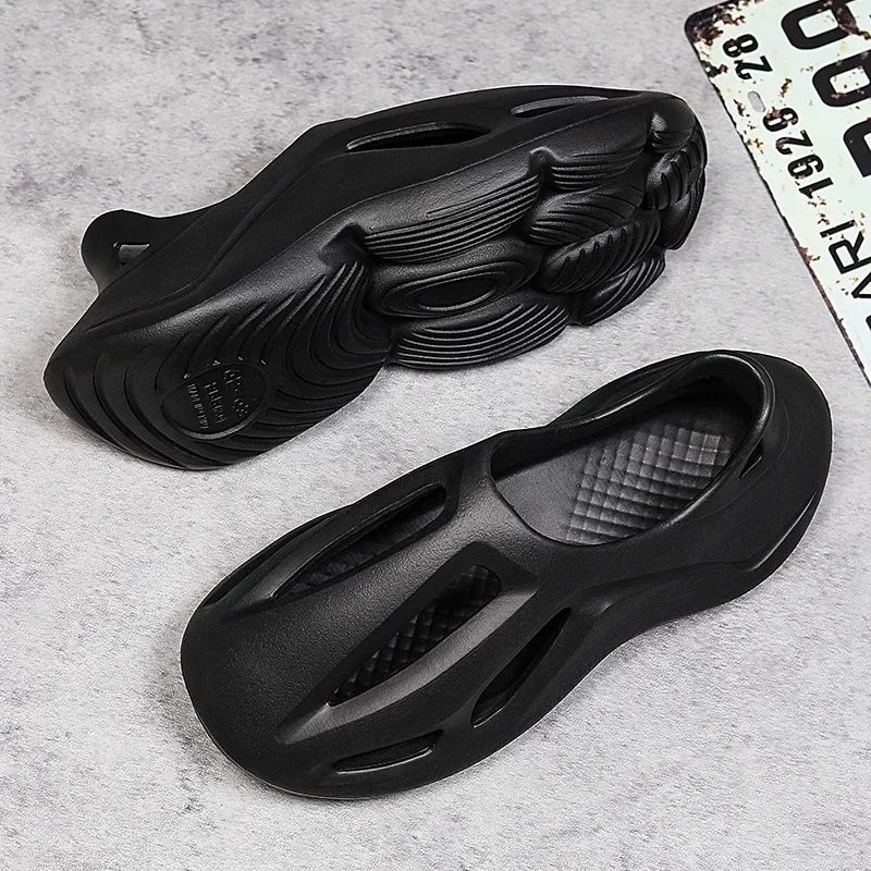 Men's Slippers Summer Soft EVA Beach Hole Shoes Outdoor Women's Slide Non-slip Personalized Hollow Shoes 36-47