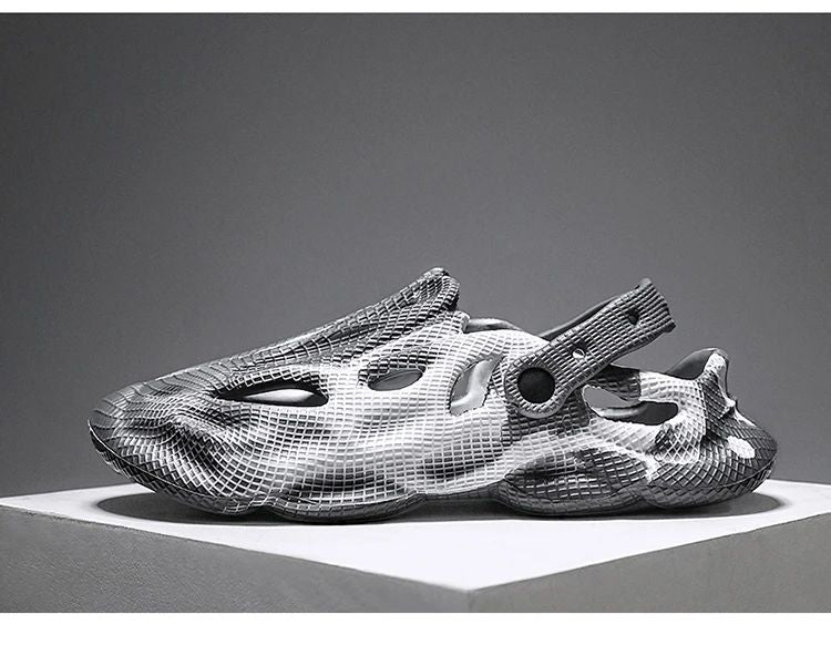 Novelty Hot Sale Garden Shoes for Women Mens Sandals EVA Lightweight Beach Clogs Summer Beach Zapatos Hombre for Men and Women