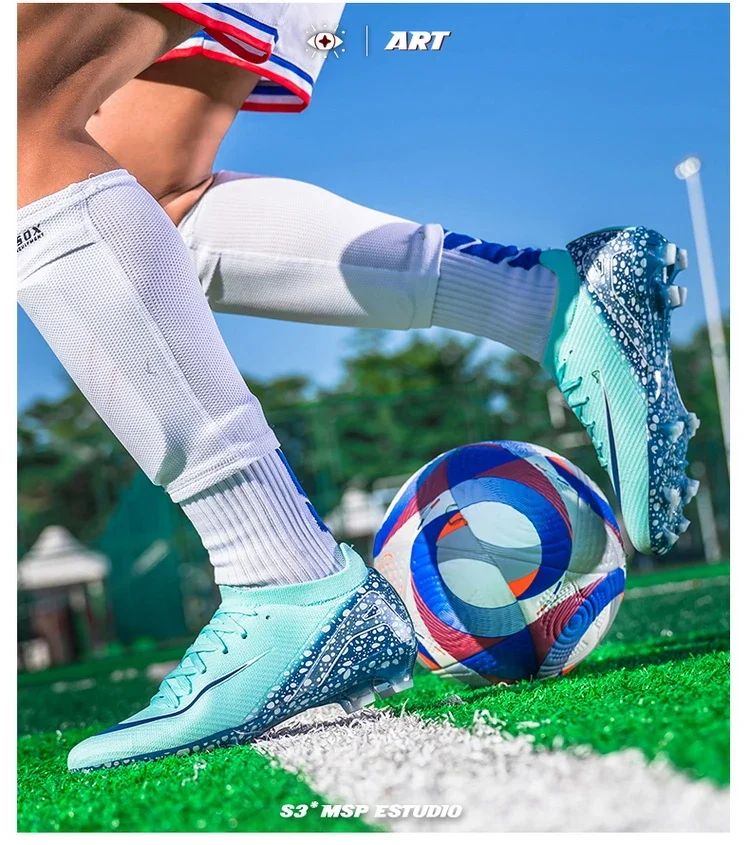 New Men Women Professional Football Boots Cleats Grass Training Match Sport Soccer Shoes FG/TF Ultra-light Non-slip Unisex
