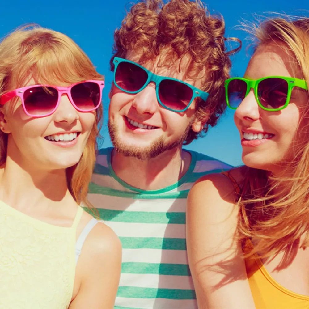 1/8pcs Neon Colors Party Sunglasses Black Studs Retro Unisex Rainbow Street Shot Gift Wedding Favors for Guests