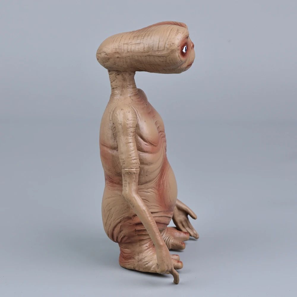ET The Extra Terrestrial Alien UFO Action Figures PVC Table Statue Toys Latex Mascot for Gifts Ornaments Souvenirs