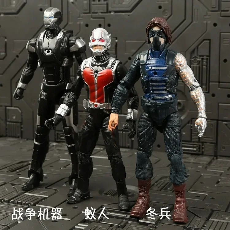 17 Cm Brinquedos Infantis Marvel Anime Figuras Homem-Aranha Hulk Action Figure Homem De Ferro Desenho Animado Brinquedo Infantil Presente De Natal Boneca Brilhante Hobbies
