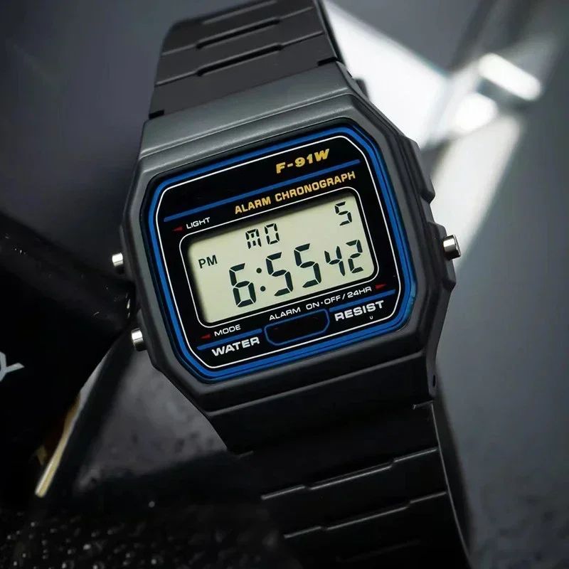 F91W Luxury Watch Waterproof Retro Digital Stainless Steel Sports Military Watches Men Women Electronic Wrist Watches Clock