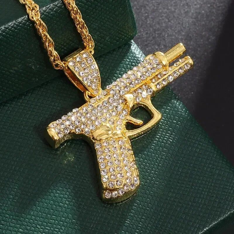 Pingente de Pistola com Gelo Cravejado Bling Colar de Metralhadora Masculino Personalidade Hip Hop Rock Punk Joia Legal para Festa de Rua Presente