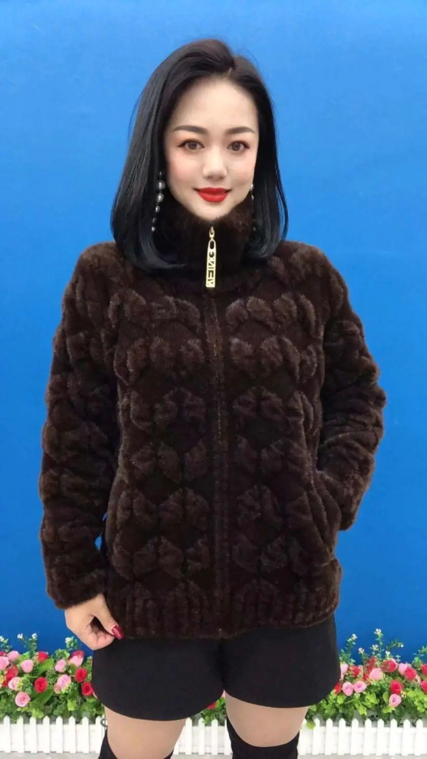 Plus Size Women's Thickened Long Sleeve Faux Mink Coat Autumn Winter Fashionable Jacket for Older Women And Young Mothers