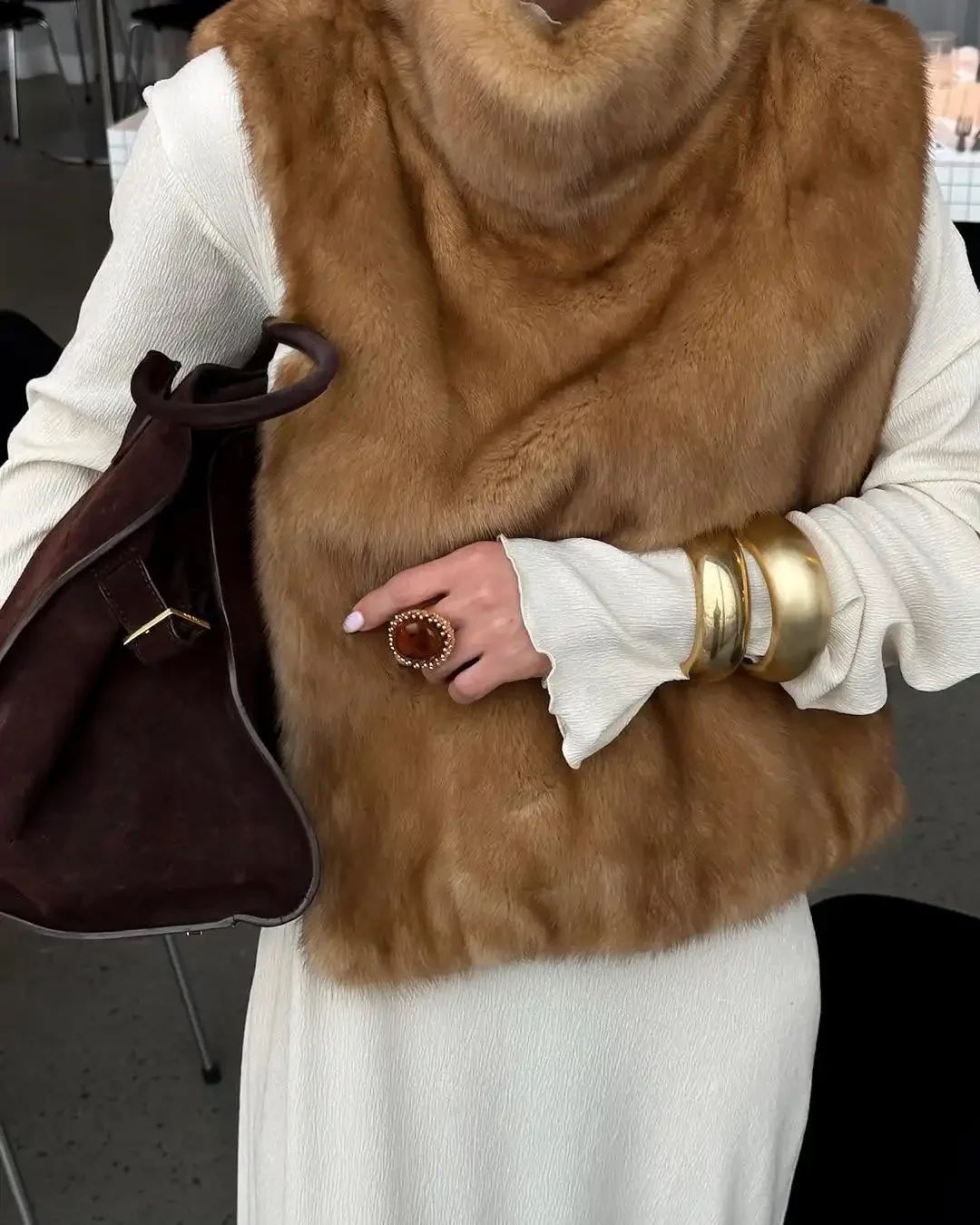 Women Solid Faux Fur Vest Crop Top Fashion Turtleneck Fluffy Short Tank Tops 2025 Winter Lady Elegant Sleeveless Jacket Coat