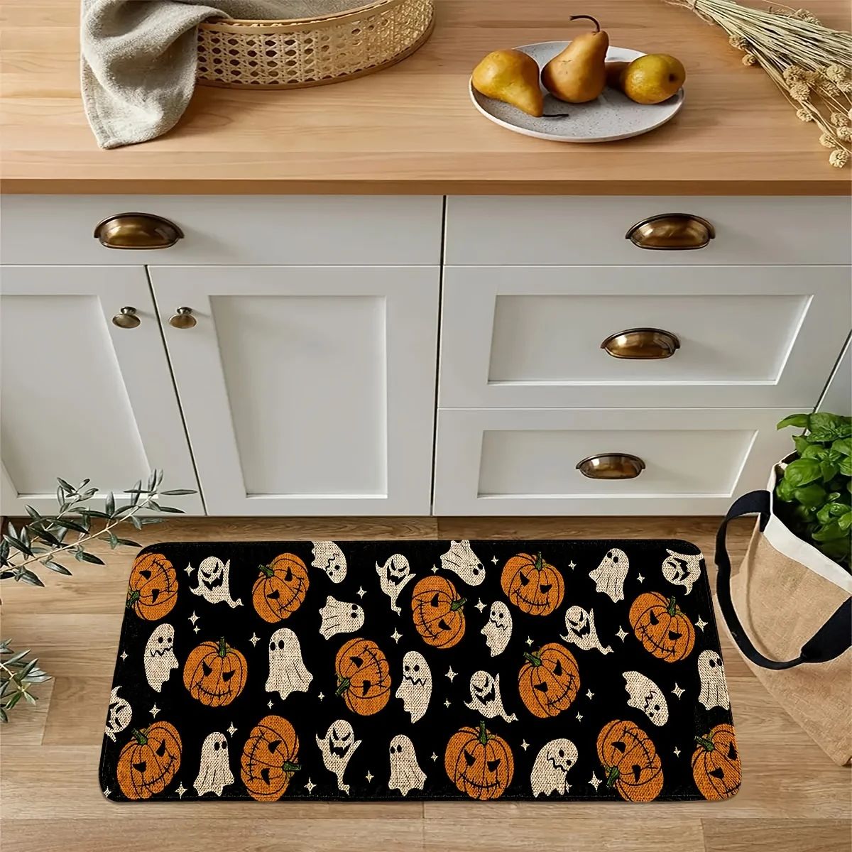 VIKAMA Halloween Decor Rug Kitchen Rug Waterproof Hallway Rug Pumpkin Ghost Floor Mat Door Mat Living Room Rug For Bedroom Decor