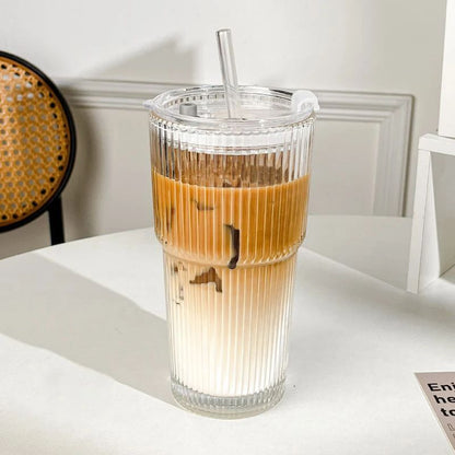 Copo de Café de Vidro Listrado 600ML com Tampa e Canudo Copos Transparentes para Suco Leite Chá Canecas de Café Gelado Utensílios para Beber