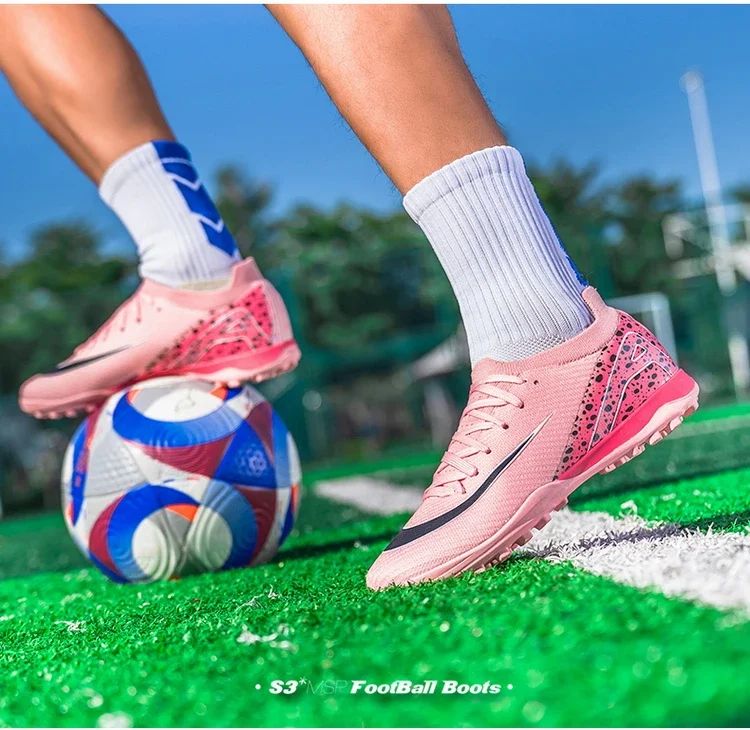 New Men Women Professional Football Boots Cleats Grass Training Match Sport Soccer Shoes FG/TF Ultra-light Non-slip Unisex