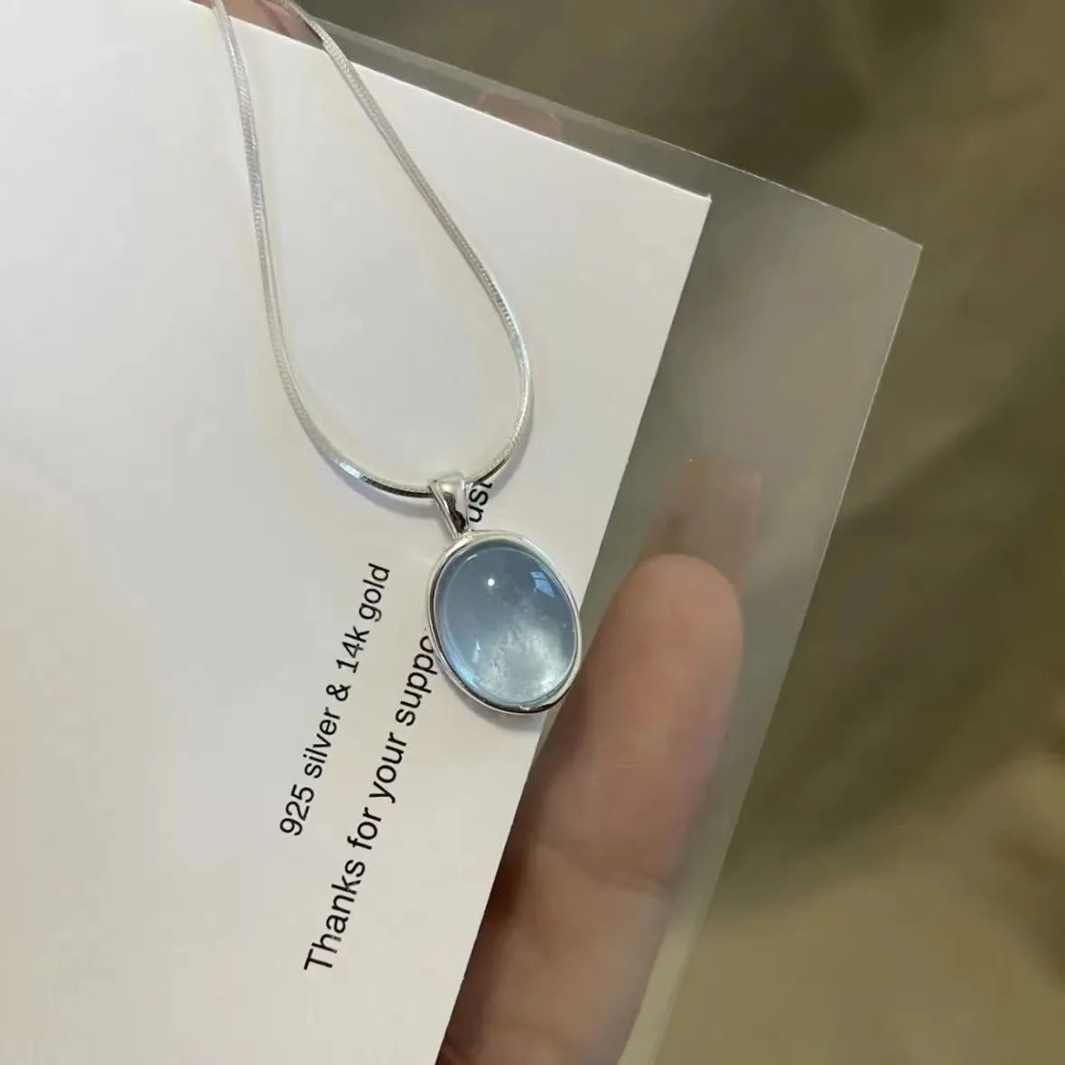 Colar com Pingente Simples Oval de Pedra da Lua e Água-marinha para Mulheres Meninas Corrente Cobra de Luxo Colar da Moda Joias Presentes