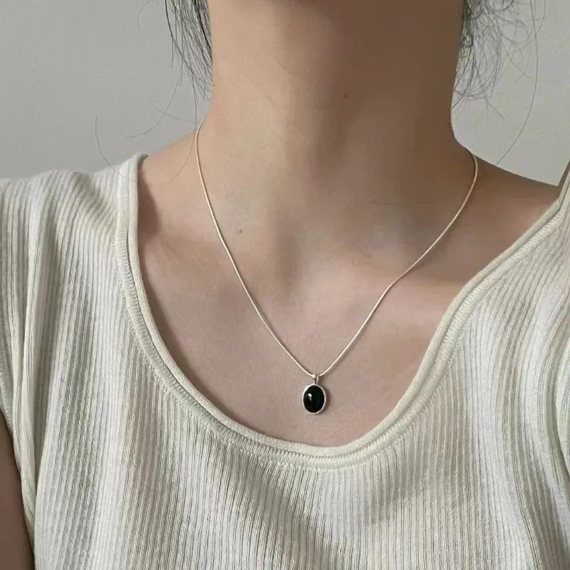 Colar com Pingente Simples Oval de Pedra da Lua e Água-marinha para Mulheres Meninas Corrente Cobra de Luxo Colar da Moda Joias Presentes