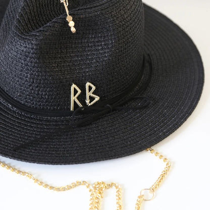 Fashionable Metal RB Letter Straw Hats for Women Men Summer Outdoor Holidays Beach Sun Hat Straw Hats for Women Fashion Panama