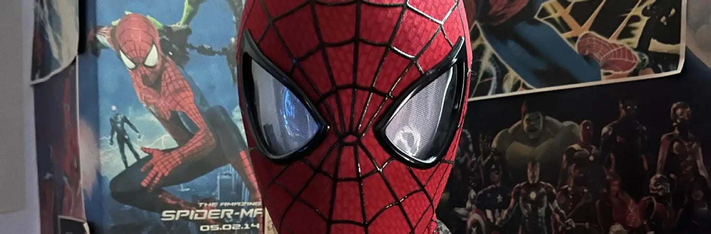 Homem-Aranha Cosplay Máscara Eletrônica de Olhos Móveis Homem-Aranha 1:1 Brinquedos com Controle Remoto para Adultos e Crianças de Presente