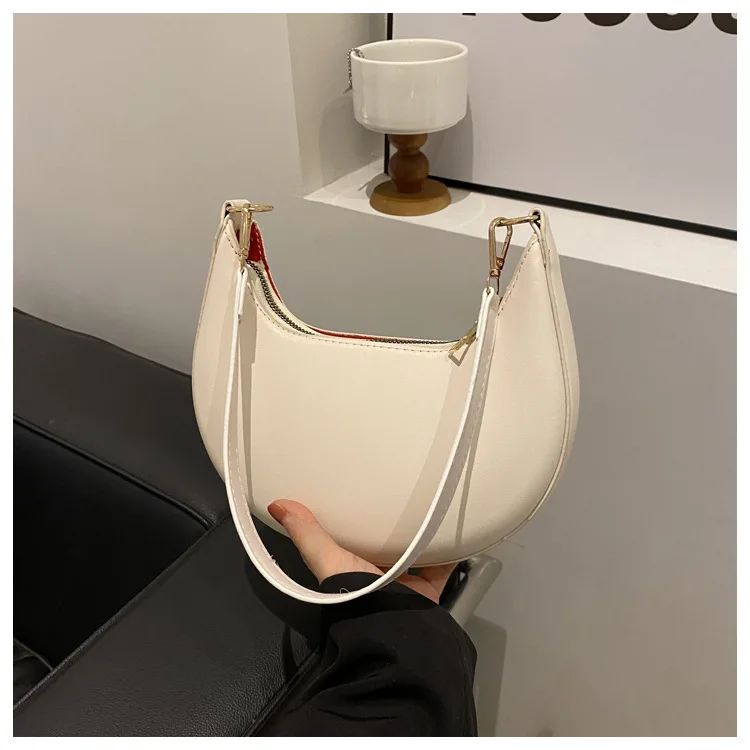 New fashion crescent-shaped bag, luxurious ladies' shoulder bag, elegant and graceful handbag for women.