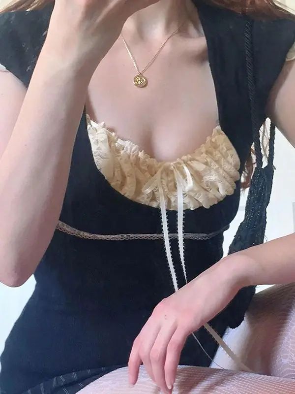 2025 New Retro Lace Tops Women y2k Gothic Sweety Shirts Short Sleeve Lace Square Neck Crop Tops and Blouses Summer Tshirt