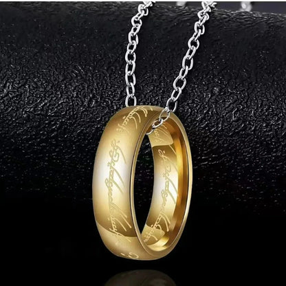 1 peça de Aço Inoxidável Gravado Banhado a Ouro Nova Moda O Anel Pingente Colar Um Colar de Anel para Homens Mulheres Presentes de Festa