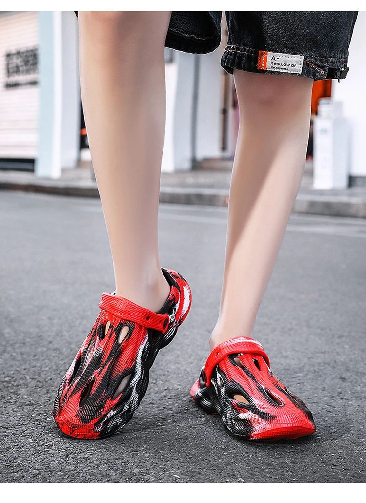 Novelty Hot Sale Garden Shoes for Women Mens Sandals EVA Lightweight Beach Clogs Summer Beach Zapatos Hombre for Men and Women