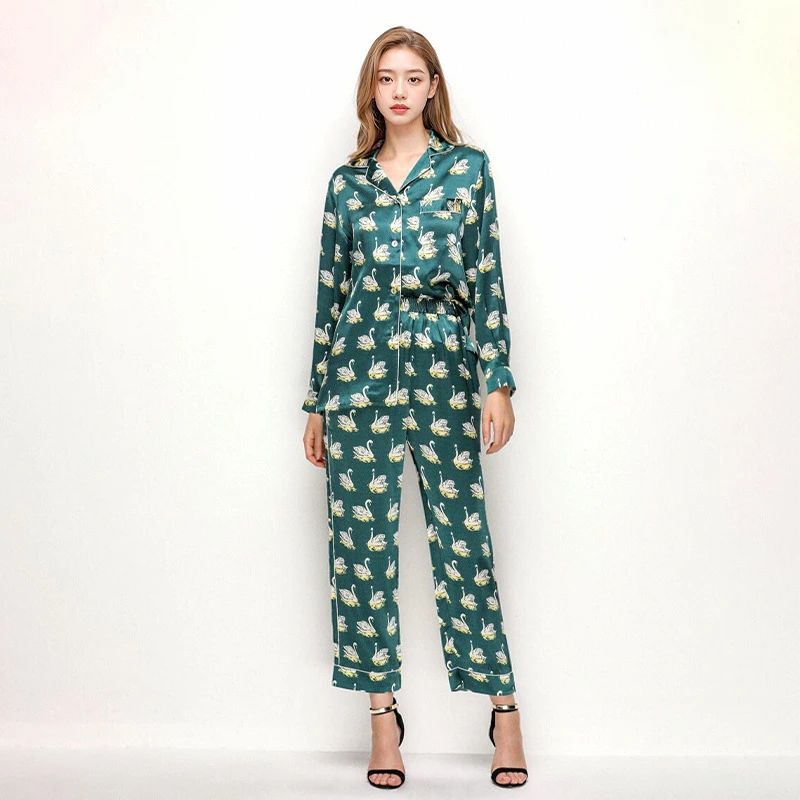 Printed Pure Silk Long Sleeve Pajamas Button Down 100% Mulberry Silk Pijamas Suit Women's Homewear Sleepwear 2 Piece Pajama Set