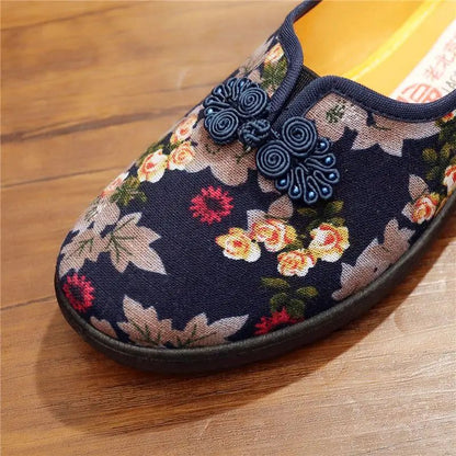 Women's Ethnic Embroidered Flats Soft Bottom Non-Slip Middle-aged Flat Mom Shoes Female Old Beijing Cloth Shoes