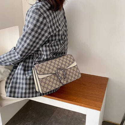 Women Stylish Retro Print Shoulder Crossbody Bag Fashionable Chain Underarm Purse Medium Hardness Polyester Lining