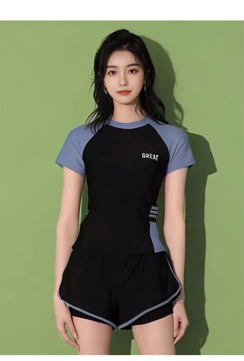 Sporty Two-Piece Swimsuit Short Sleeve plus Size Concealing Conservative Flat Footwear for Hot Springs Swimming Costume