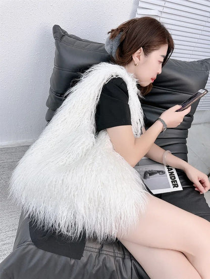 2025 NOVAS Bolsas de Ombro Pelúcia Lã Femininas Y2k Hot Girls Bolsa Saco com Cordão de Pele Sintética Moda Feminina Bolsas de Mão Peludas Tote