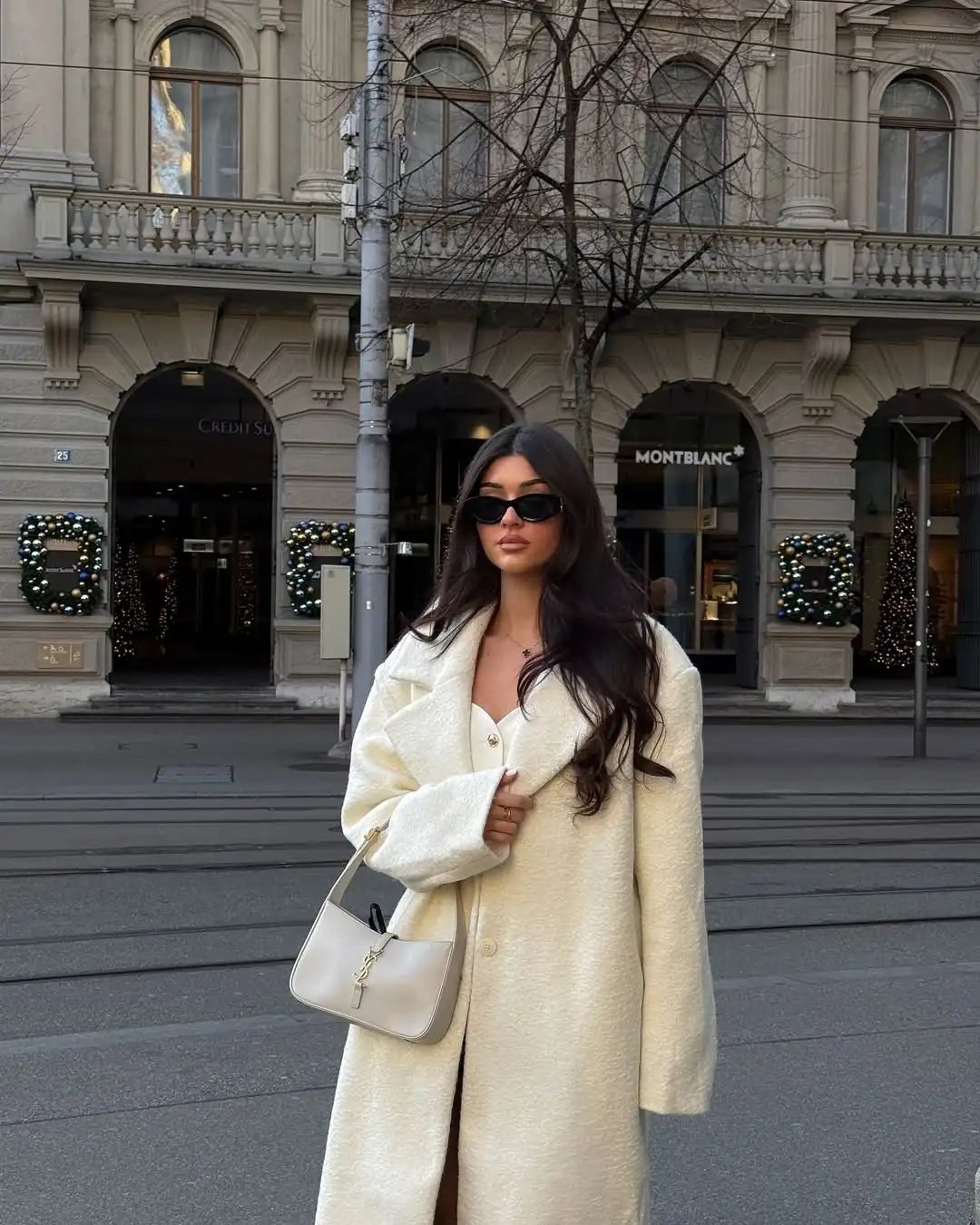 Elegant White Lapel Woolen Long Coat Women Fashion Full Sleeve Single-breasted Warm Loose Coats Lady Winter Commute Street Wear