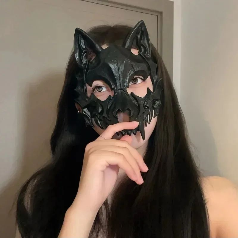 Halloween Half Face Mask Popular Dragon God Fierce Tiger Night Dog Man Wolf Costume Skull Performance Mask Mask Deadpool Terror