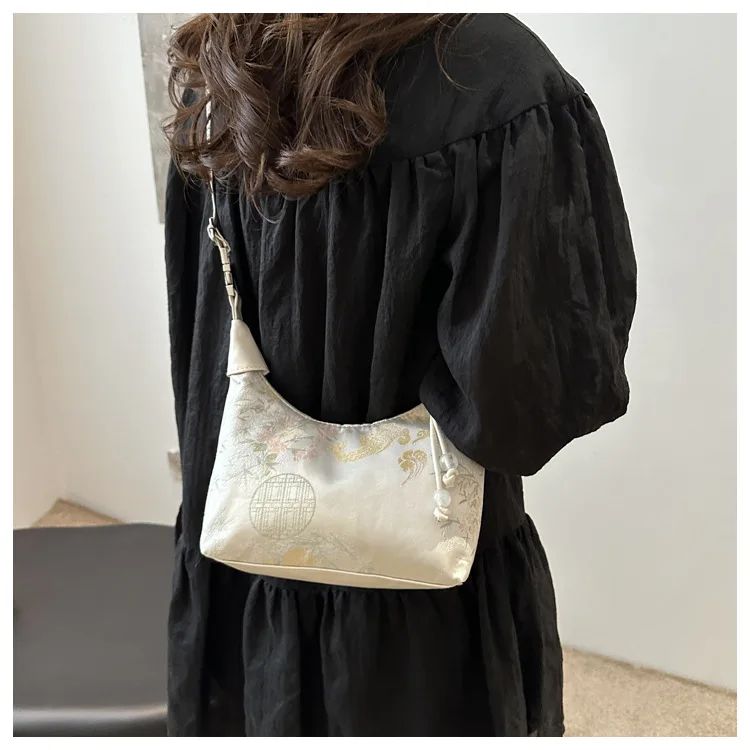 Sweet Embroidery Shoulder Bag Nylon Texture Pearl Pendant Crossbody Bag Small Bucket Handbag Women Canvas Luxury Cheongsam Bag