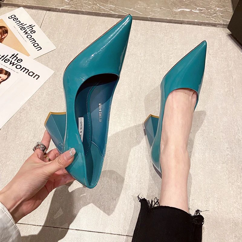 Women Shoes Patent Leather Slip-On Chunky Heels High Heels Women Temperament Pointed Toe Shallow Sexy Wedding Shoes Pumps