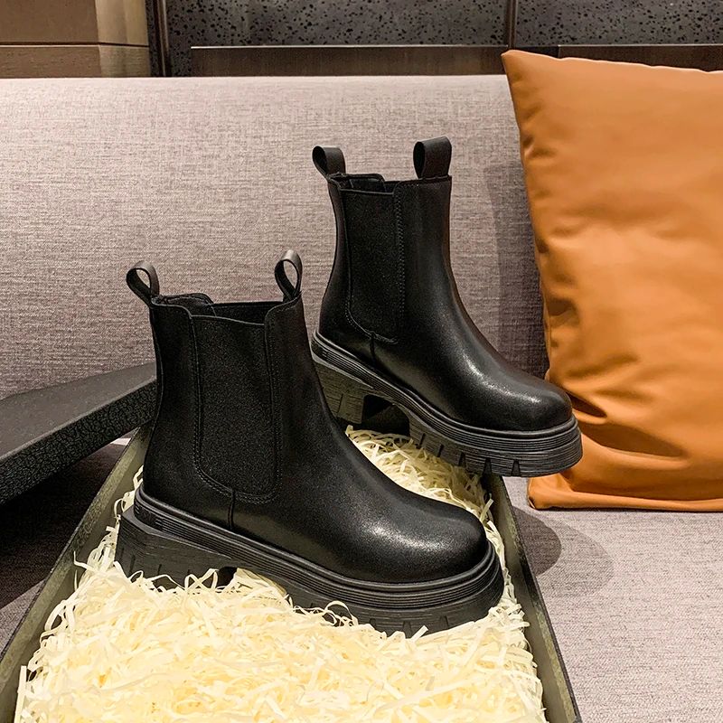 Autumn and Winter New Round Toe Low Heel Women's Boots Chelsea Motorcycle Boots Solid Color Breathable Casual Women's Boots