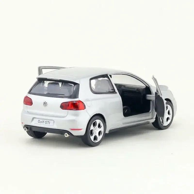 1/36 VW Golf 6 Miniaturas Carro Volkswagen em Escala Golf Gti Miniatura de Liga Brinquedo de Fricção Modelos de Veículos para Presentes Infantis