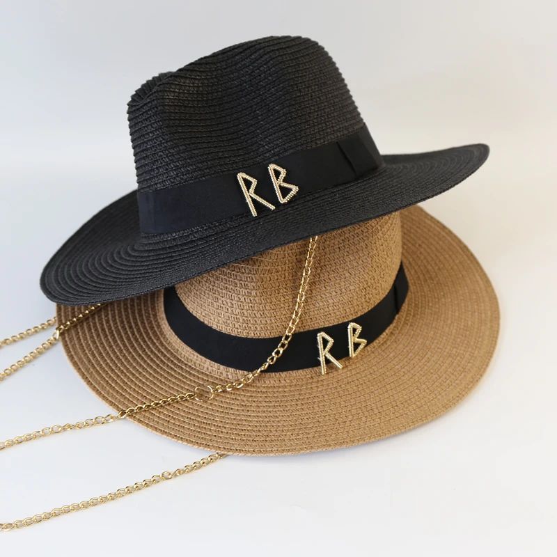 Fashionable Metal RB Letter Straw Hats for Women Men Summer Outdoor Holidays Beach Sun Hat Straw Hats for Women Fashion Panama