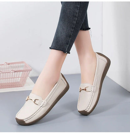 Vulcanize Women Shoes Flats Leather Moccasins Sneakers Designer Shoes for Women Slip-on Loafers Female Boat Shoes Big Size 43