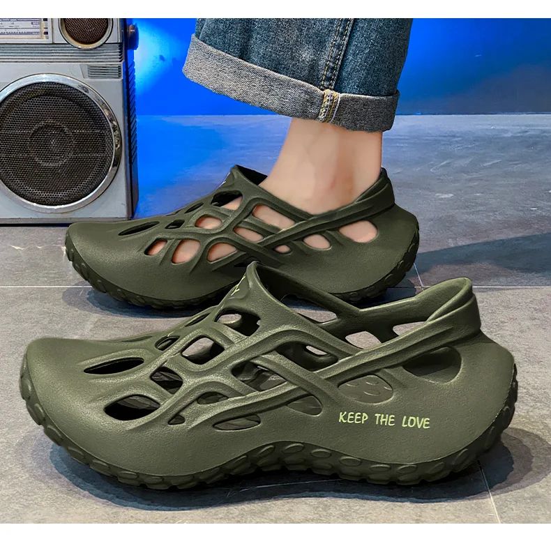Summer Men Sandals Light EVA Men's Casual Shoes Hole Shoes Clogs Lovers Home Garden Outdoor Male Beach Flat Slippers Big Size