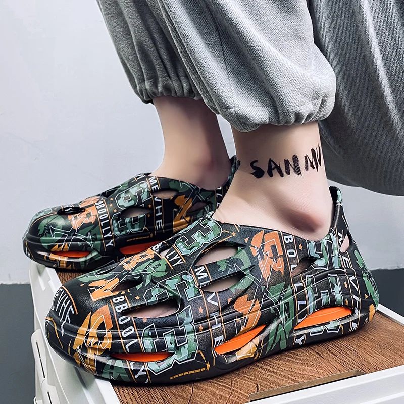 Clogs Men Waterproof Non-Slip Home Winter Warm Men Slippers Non-slips Ladies Soft Slippers Memory Foam Couples Shoes