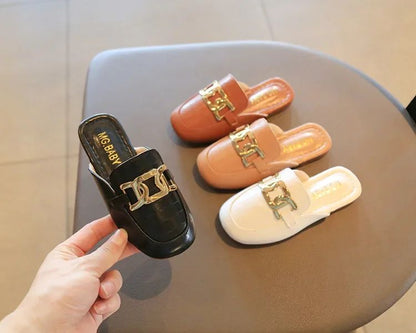 Children Sandals for Girls 2024 Summer New Girls Covered Toes Flat Leather Slippers Casual Lazy Metal Korean Kids Fashion Flats