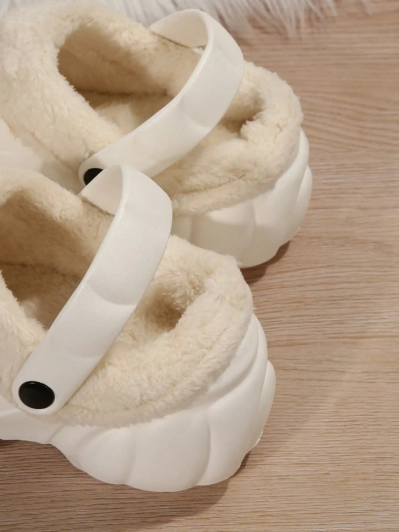 BEVERGREEN Women's 2023 fashion winter clogs DIY hollow outdoor EVA material platform padded warm lining shoes