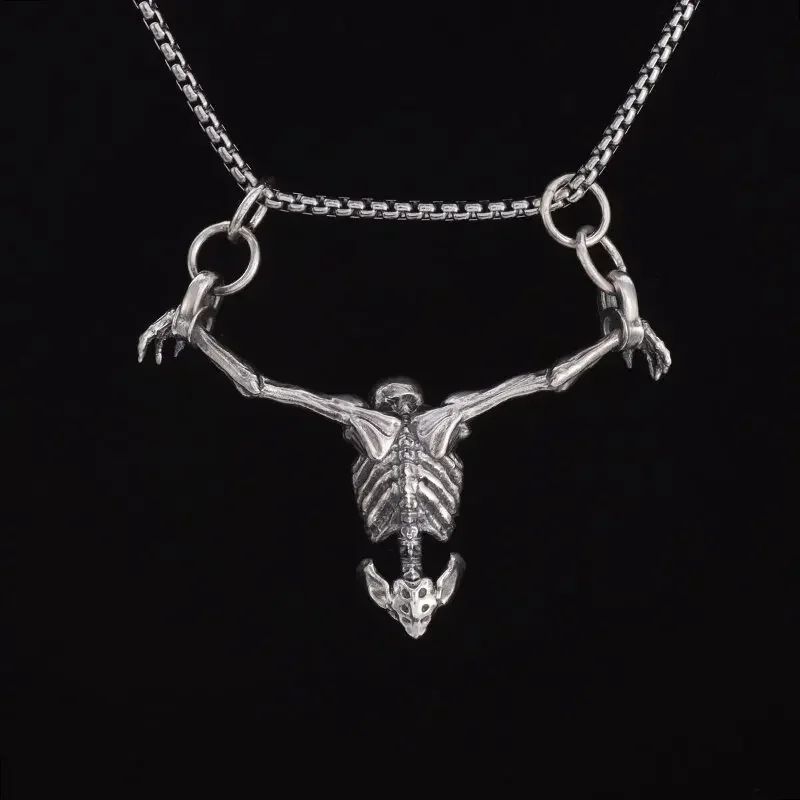 Colar Masculino Caveira Prisioneira Banhado a Prata, Acessório de Joia Gótica para Motociclistas, Punk Rock e Halloween