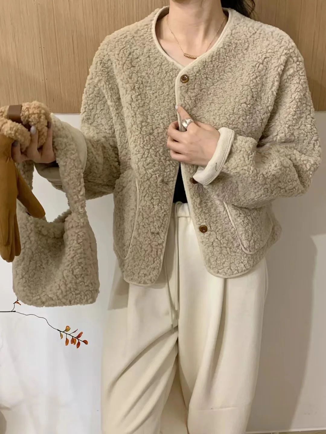 Korean Chic round Neck Single Button Loose Lamb Fur Jacket Winter Elegant Fashion Small Size with Bag Matching Women's Coat