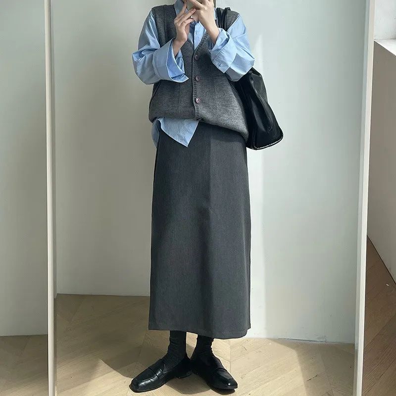 Sweater Coat Skirts 2024 Autumn and Winter New Gray Back Slit Suit Skirt Skirt