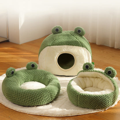 Nova Cama para Animais de Estimação Inverno Quente Toca para Cão Gato Vilinha Pelúcia Colchão para Pets Pequeno Formato Sapo Semi-Fechada Casa para Gatinhos Filhotes Suprimentos para Animais de Estimação