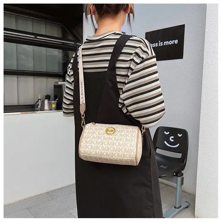 IMJK 22*14*11cm Women Shoulder Luxury Bags Designer Crossbody Chest Purses Handbag Women Clutch Travel tote Bag