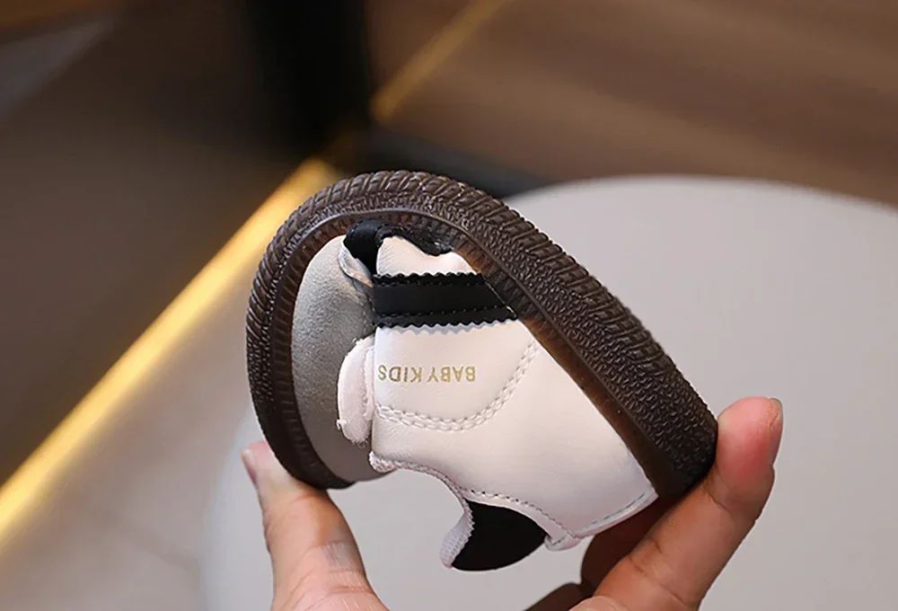 2025 Spring Kids Barefoot Shoes Children Walking Flats Boys Girls Fashon Sneakers Wide Toe Toddler Little Kids Tennis Shoes