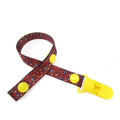 1pc Portable Pacifier Clip: Lightweight material, easy-to-use clip, ideal choice for outings with baby
