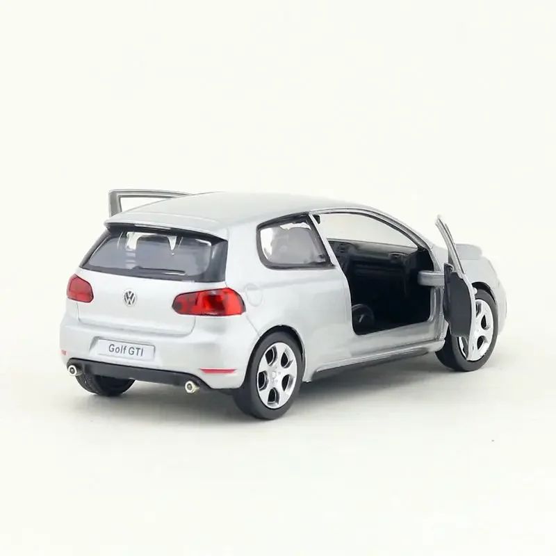 1/36 VW Golf 6 Miniaturas Carro Volkswagen em Escala Golf Gti Miniatura de Liga Brinquedo de Fricção Modelos de Veículos para Presentes Infantis